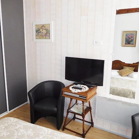 Ferienwohnung Location "Charme" Riquewihr Exterior foto