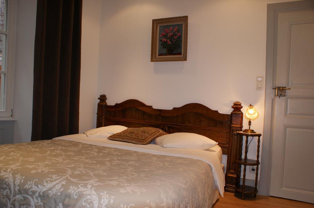 Ferienwohnung Location "Charme" Riquewihr Zimmer foto