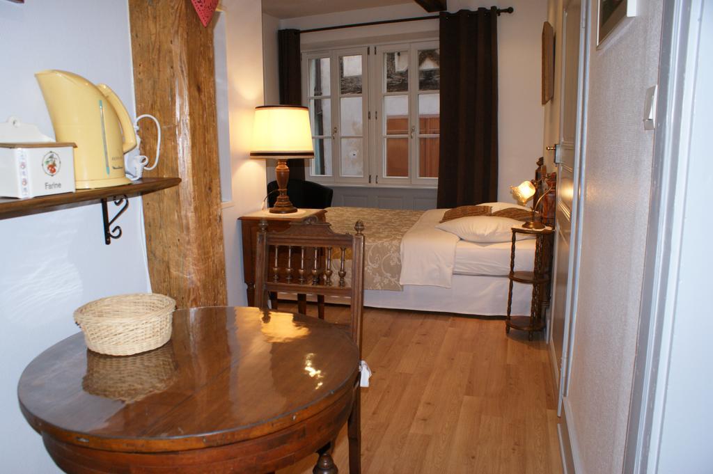 Ferienwohnung Location "Charme" Riquewihr Zimmer foto