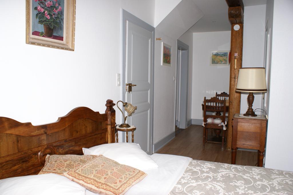 Ferienwohnung Location "Charme" Riquewihr Zimmer foto